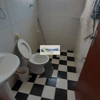 Sobrado em Mongaguá, bairro Balneário Santa Eugênia