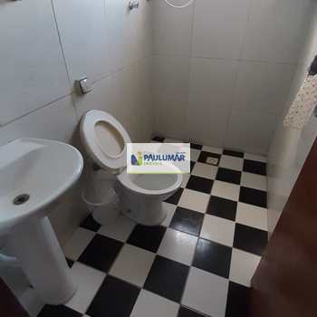 Sobrado em Mongaguá, bairro Balneário Santa Eugênia