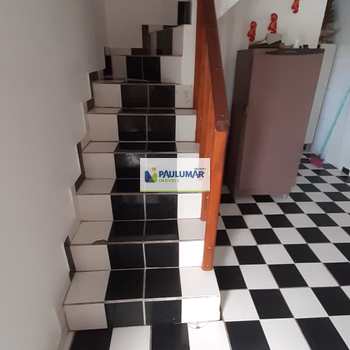 Sobrado em Mongaguá, bairro Balneário Santa Eugênia