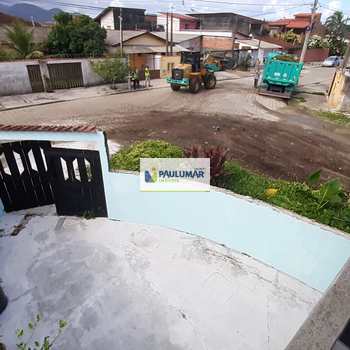 Sobrado em Mongaguá, bairro Balneário Santa Eugênia