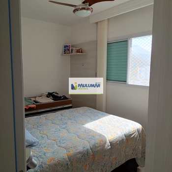 Apartamento em Mongaguá, bairro Centro