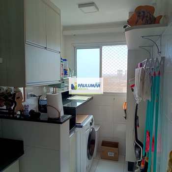 Apartamento em Mongaguá, bairro Centro