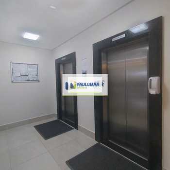Apartamento em Mongaguá, bairro Centro