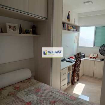 Apartamento em Mongaguá, bairro Centro