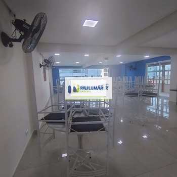 Apartamento em Mongaguá, bairro Centro
