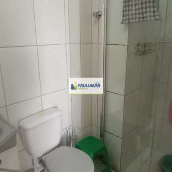 Apartamento em Mongaguá, bairro Vila Vera Cruz