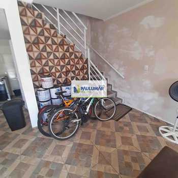 Sobrado em Mongaguá, bairro Flórida Mirim