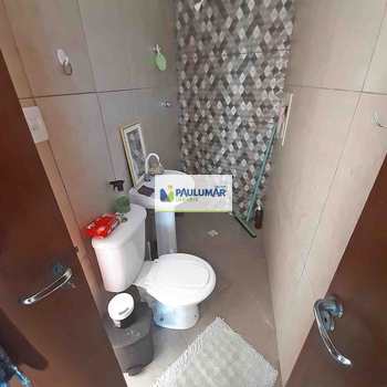 Sobrado em Mongaguá, bairro Flórida Mirim