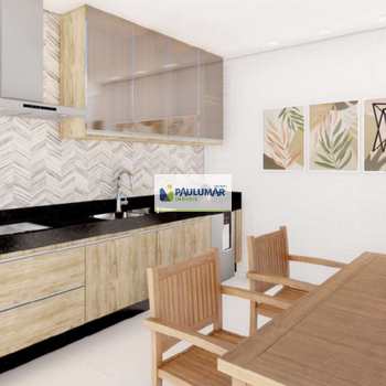 Apartamento em Mongaguá, bairro Centro