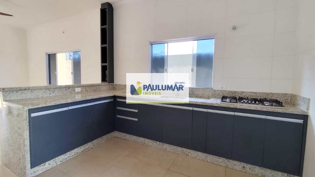 Casa em Itanhaém, no bairro Cidade Santa Júlia