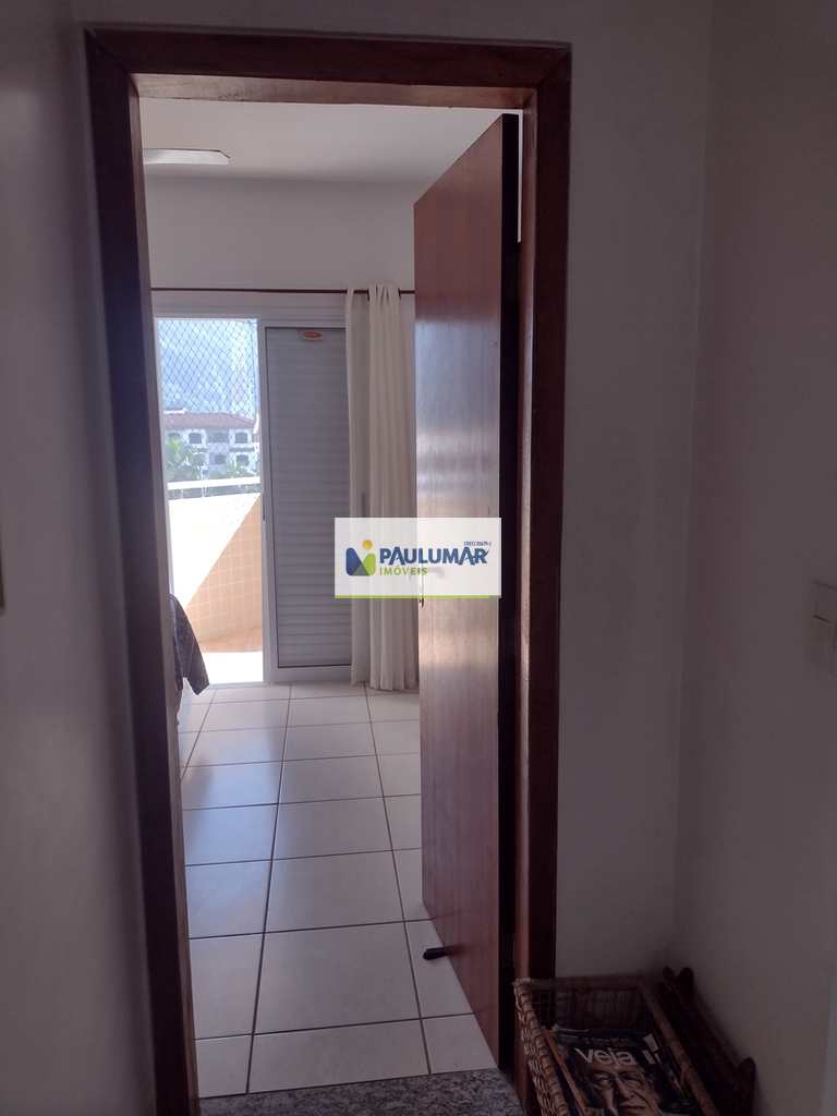 Apartamento em Mongaguá, no bairro Centro
