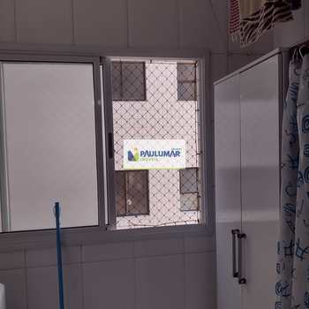 Apartamento em Mongaguá, bairro Centro