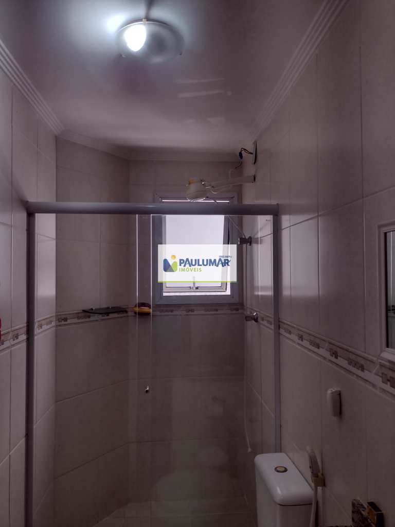 Apartamento em Mongaguá, no bairro Centro