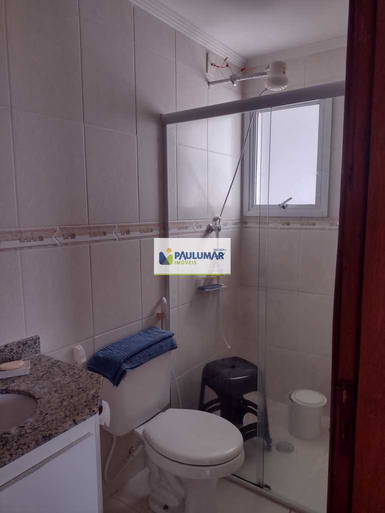 Apartamento em Mongaguá, no bairro Centro
