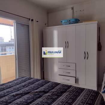 Apartamento em Mongaguá, bairro Centro