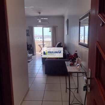 Apartamento em Mongaguá, bairro Centro