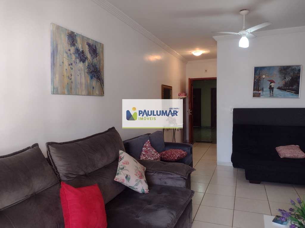 Apartamento em Mongaguá, no bairro Centro