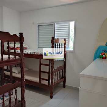 Apartamento em Mongaguá, bairro Centro
