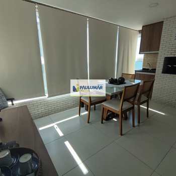 Apartamento em Mongaguá, bairro Centro