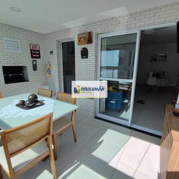 Apartamento em Mongaguá, bairro Centro