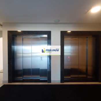 Apartamento em Mongaguá, bairro Centro