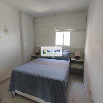 Apartamento em Mongaguá, bairro Centro
