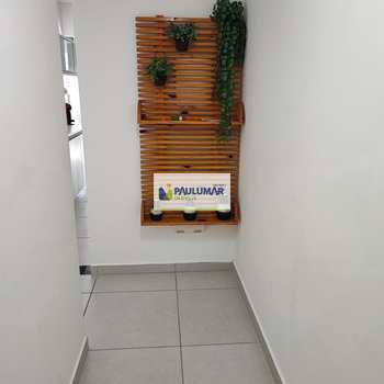 Apartamento em Mongaguá, bairro Centro