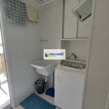 Apartamento em Mongaguá, bairro Centro