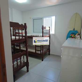 Apartamento em Mongaguá, bairro Centro
