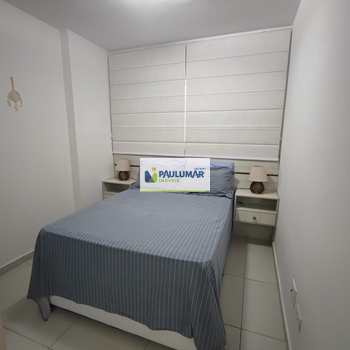 Apartamento em Mongaguá, bairro Centro