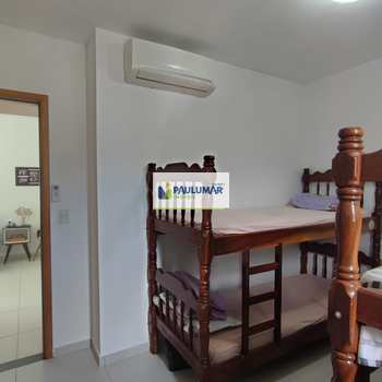 Apartamento em Mongaguá, bairro Centro