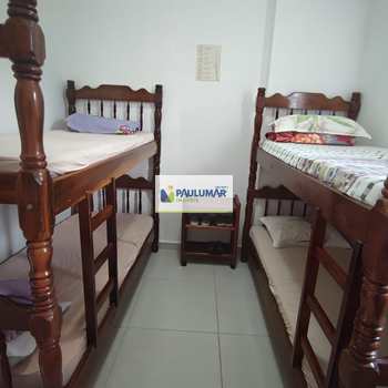 Apartamento em Mongaguá, bairro Centro
