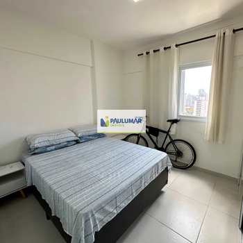 Apartamento em Praia Grande, bairro Guilhermina