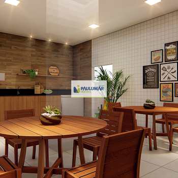 Apartamento em Praia Grande, bairro Canto do Forte