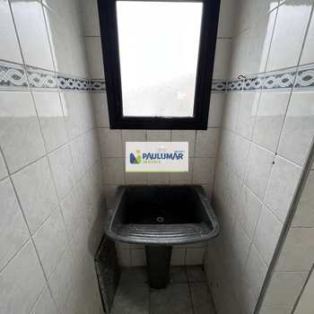Apartamento em Praia Grande, bairro Guilhermina