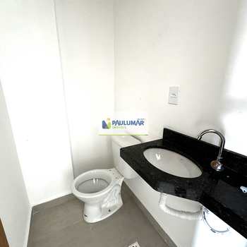 Apartamento em Praia Grande, bairro Guilhermina