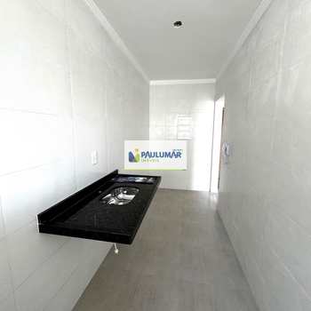 Apartamento em Praia Grande, bairro Guilhermina
