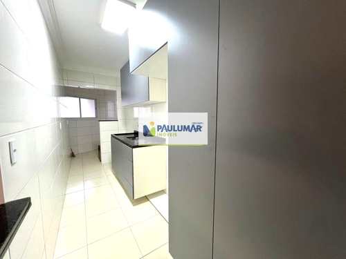Apartamento, código 832547 em Praia Grande, bairro Caiçara