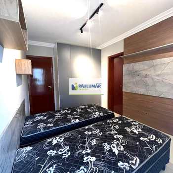Apartamento em Praia Grande, bairro Caiçara