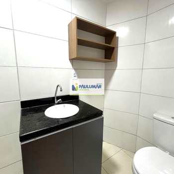 Apartamento em Praia Grande, bairro Caiçara