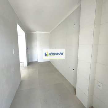 Apartamento em Praia Grande, bairro Guilhermina