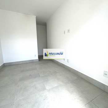 Apartamento em Praia Grande, bairro Guilhermina