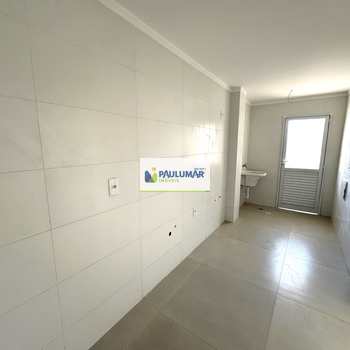 Apartamento em Praia Grande, bairro Guilhermina
