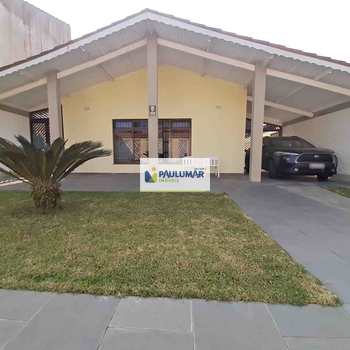 Casa em Mongaguá, bairro Vila Atlântica