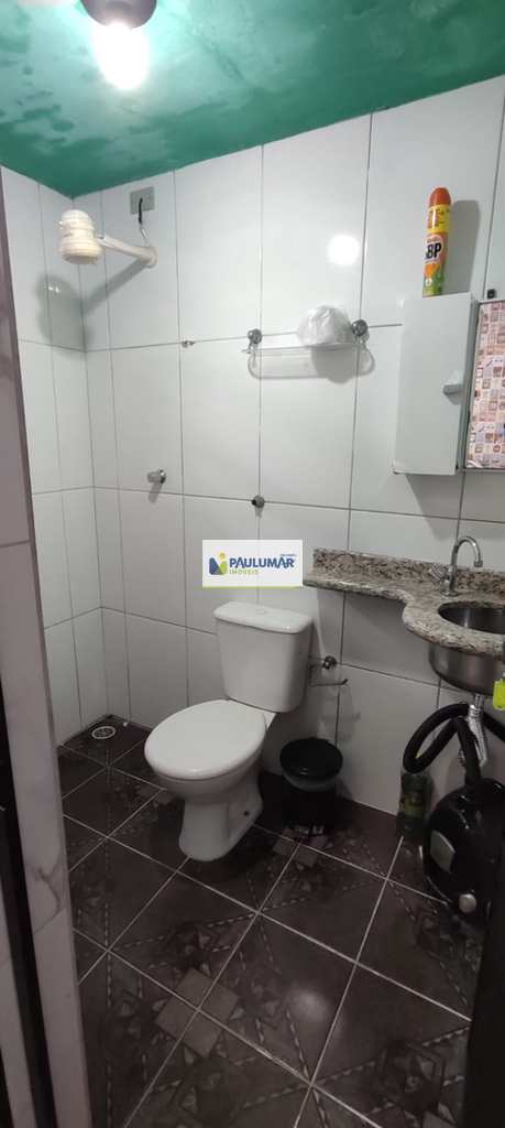 Casa em Mongaguá, no bairro Itaóca