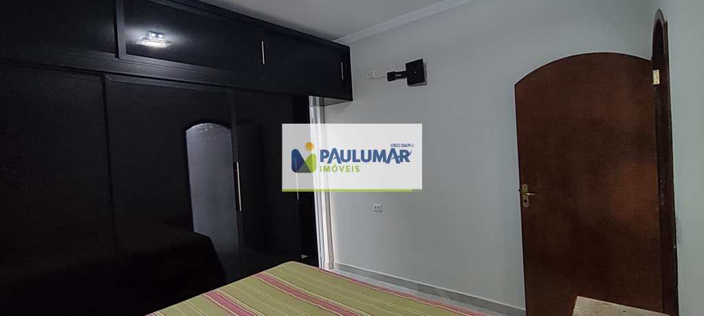 Casa em Mongaguá, no bairro Itaóca