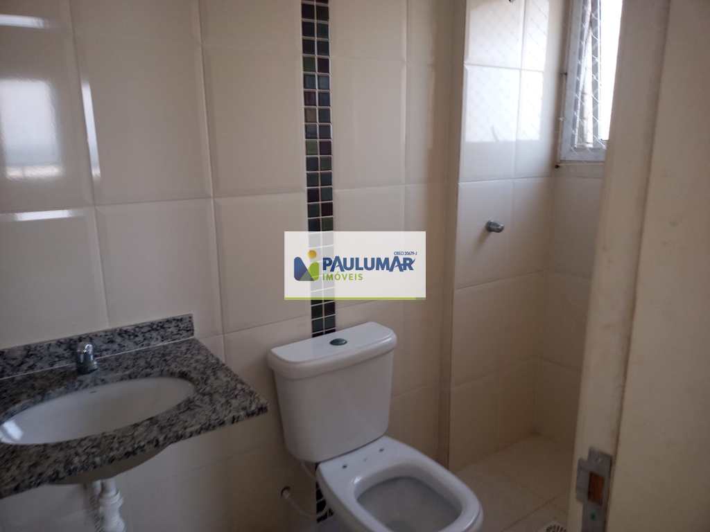 Apartamento em Mongaguá, no bairro Centro