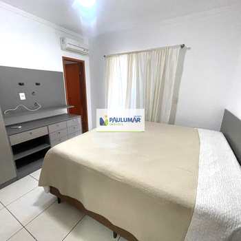 Apartamento em Praia Grande, bairro Guilhermina