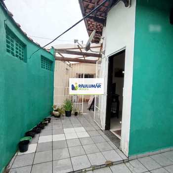 Casa em Praia Grande, bairro Real
