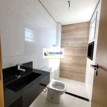 Apartamento em Praia Grande, bairro Caiçara